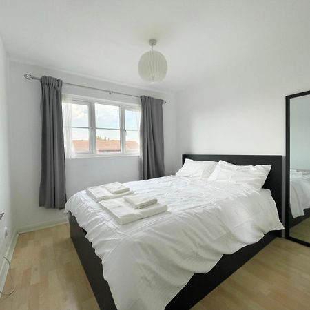 Colliers Wood 1 Bed South London Short Stay 米切姆 外观 照片
