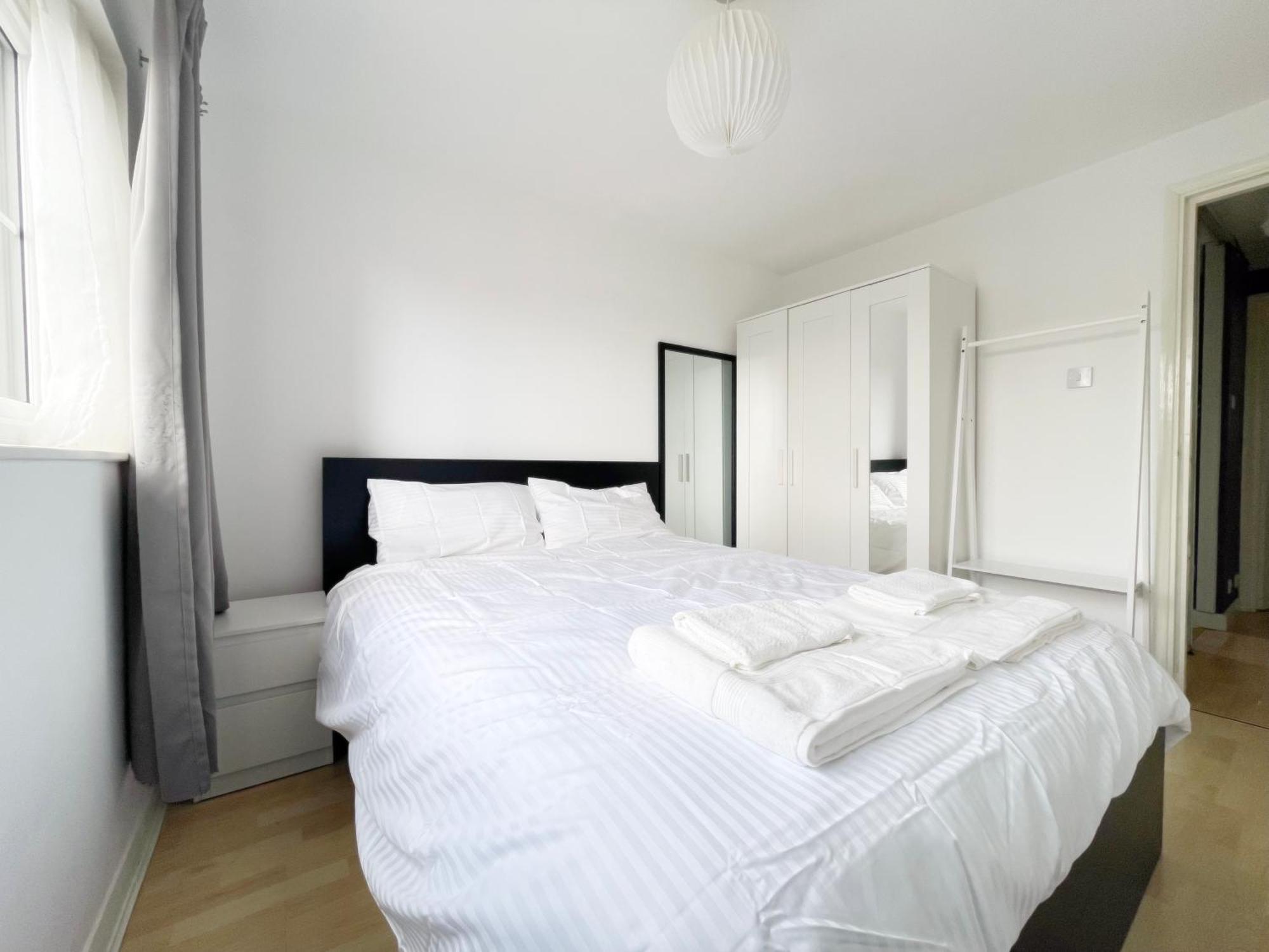 Colliers Wood 1 Bed South London Short Stay 米切姆 外观 照片
